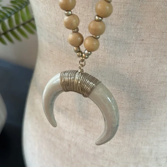 Boho Chic Necklace - Picture 5 of 7